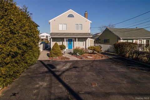 15 Roneck Court, Shirley, NY 11967 - MLS#: 951335