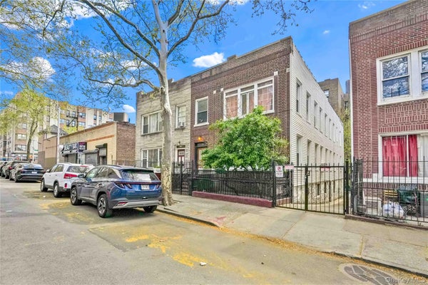 1188 GRANT AVE, BRONX, NY 10456 - Image 0cd1f702f33664a2b3f848b1a6920bbd/1996594856