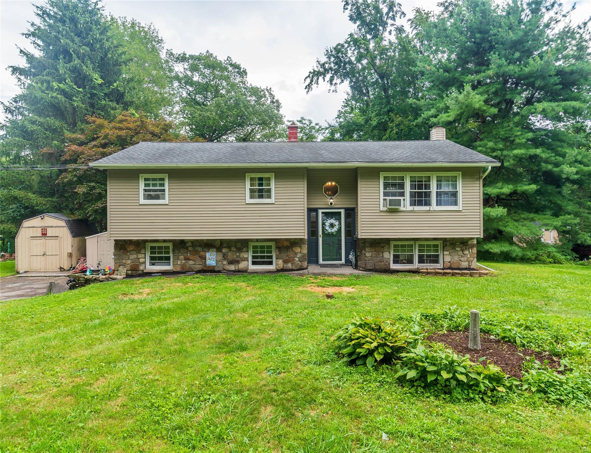 15 Kings Drive