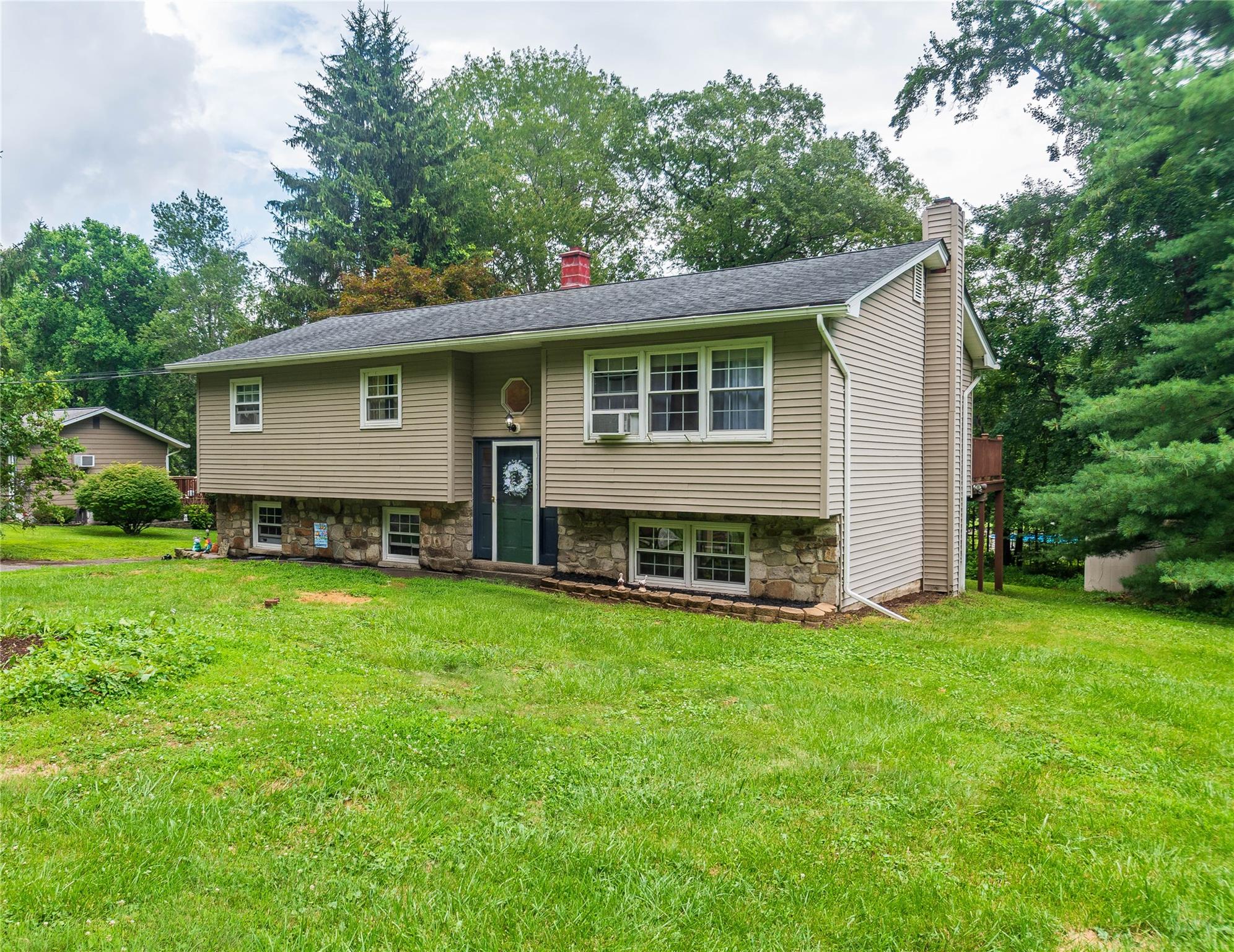 15 Kings Drive