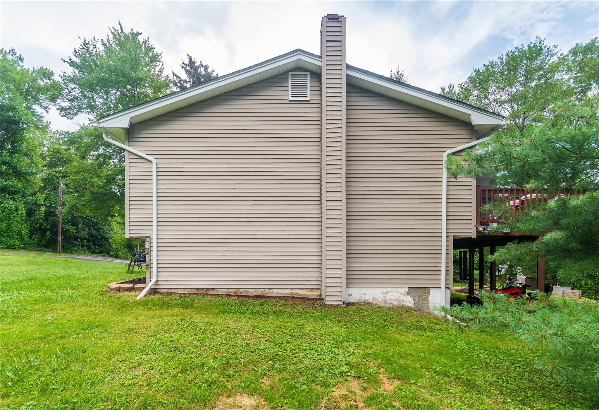 15 Kings Drive