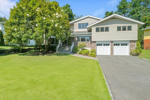 MLS: 822308