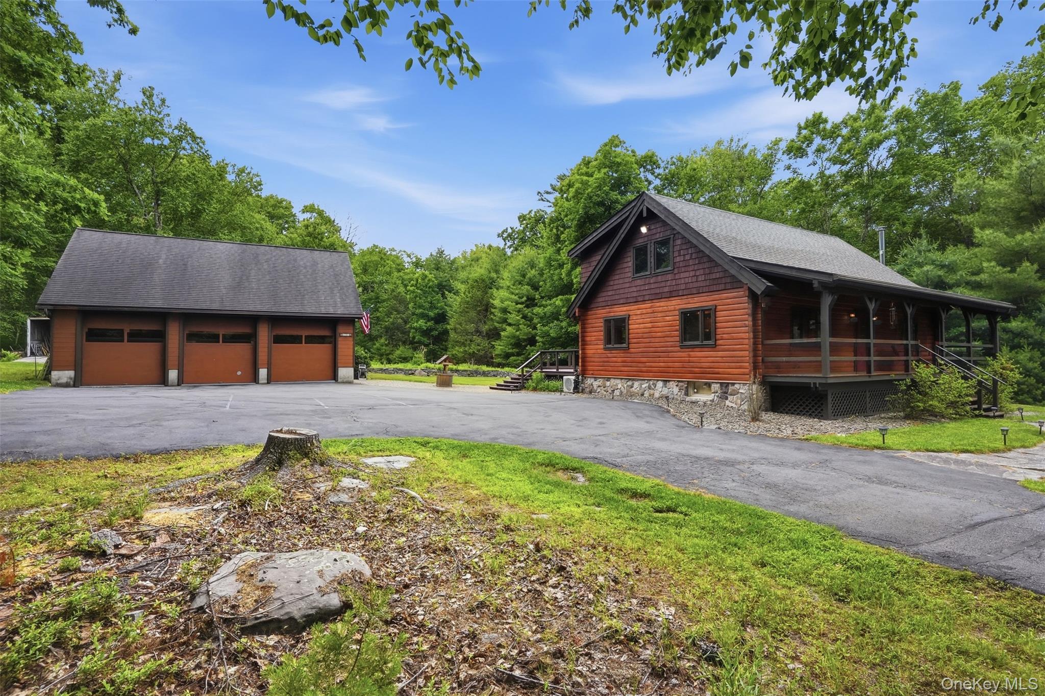 691 Peenpack Trail