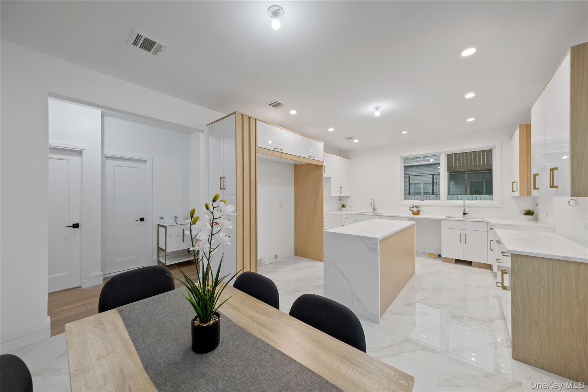 244 Blauvelt Road Unit 201