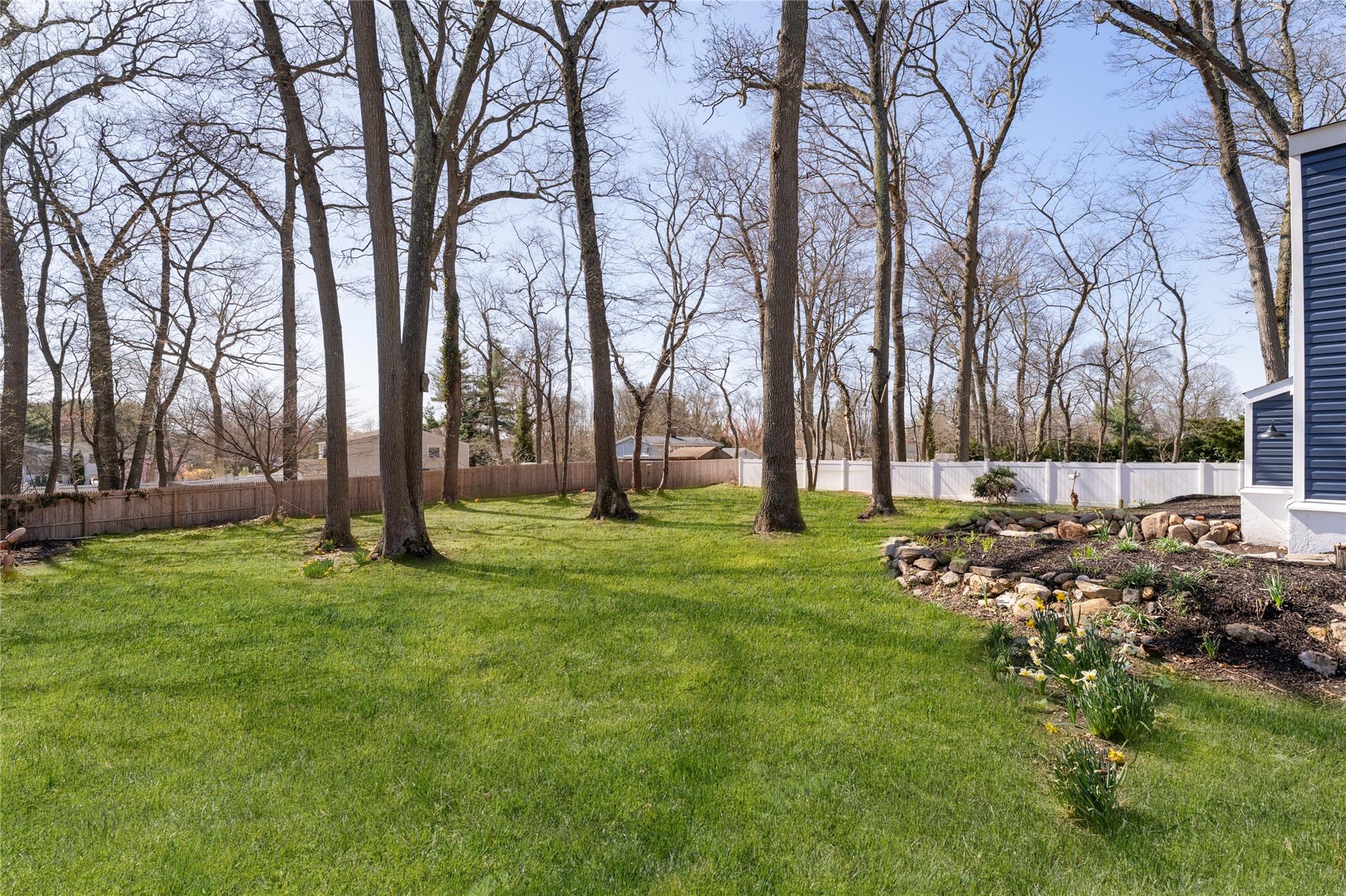 81 University Heights Drive, Stony Brook, New York image 31