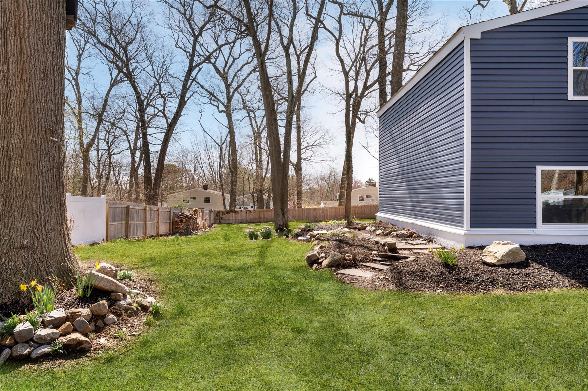 81 University Heights Drive, Stony Brook, New York image 30