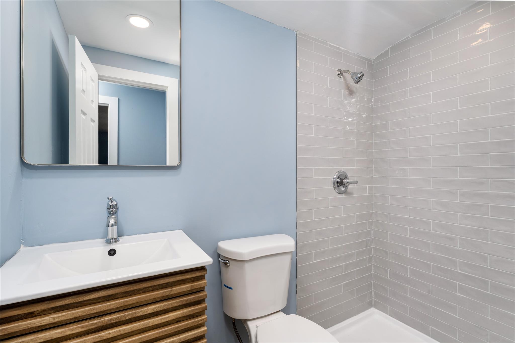 81 University Heights Drive, Stony Brook, New York image 18