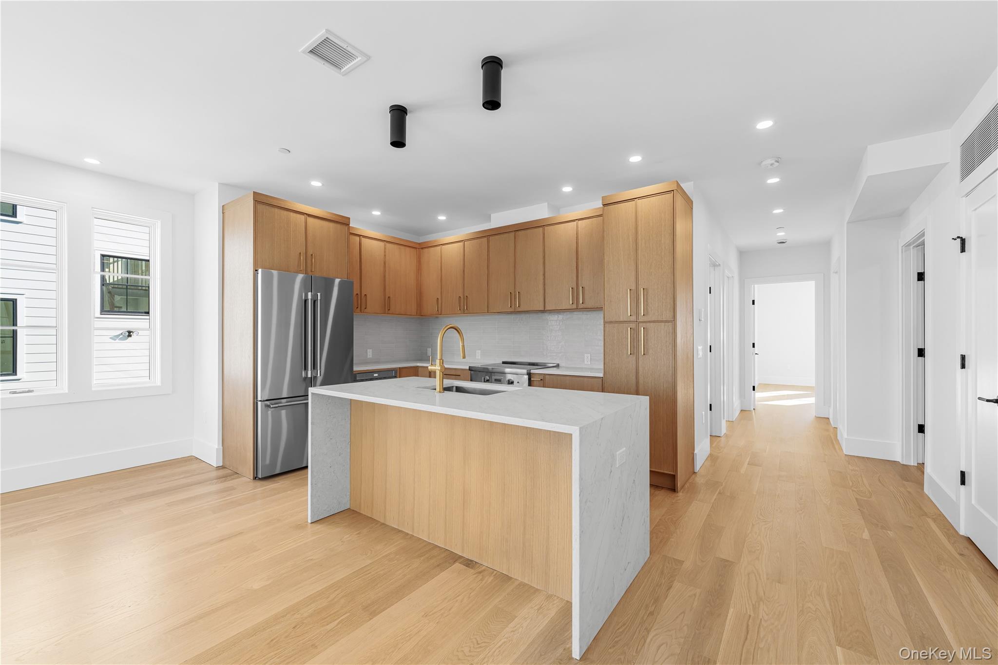 156 Palisade Street C