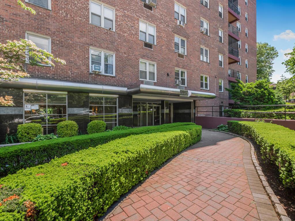 5550 Fieldston Road #8D, Bronx, New York image 17
