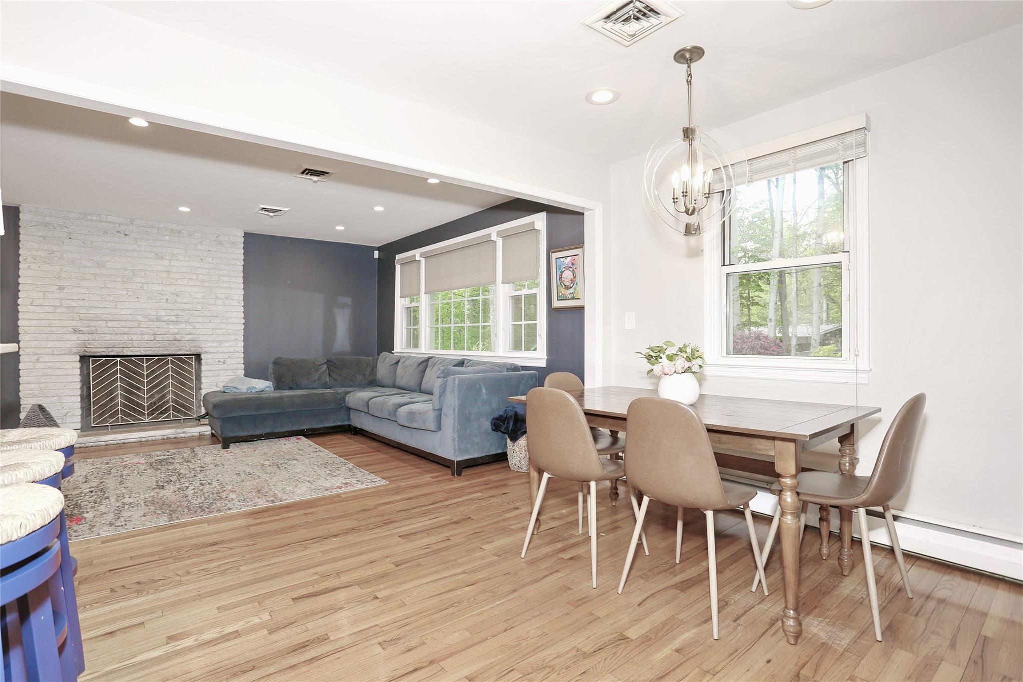 18 Oakwood Terrace, Spring Valley, New York image 9