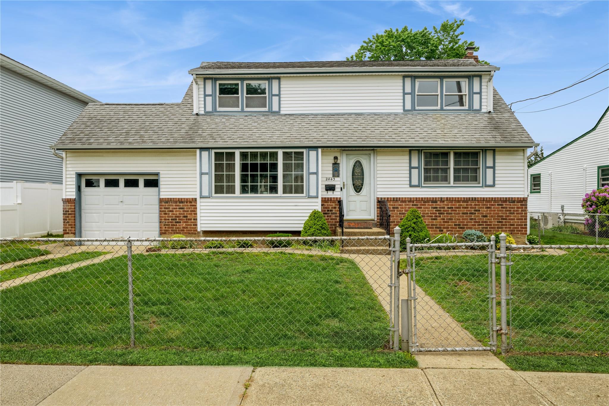 2443 Hampton Street, East Meadow, New York image 1