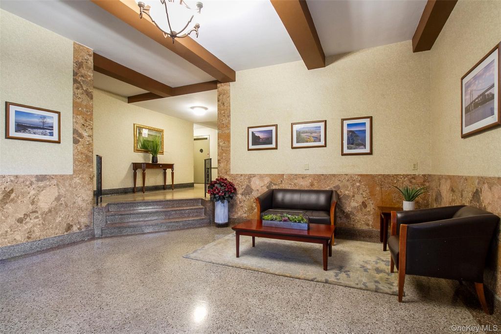 Photo of 565 Broadway #4A, Hastings-on-Hudson, NY 10706 (MLS # 939447)