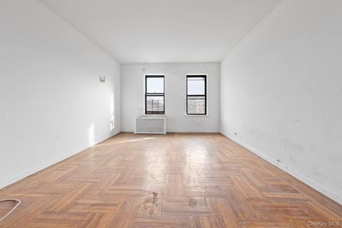 Homes For Sale - 1715 Nelson Avenue #4F<br/> Bronx, NY 10453