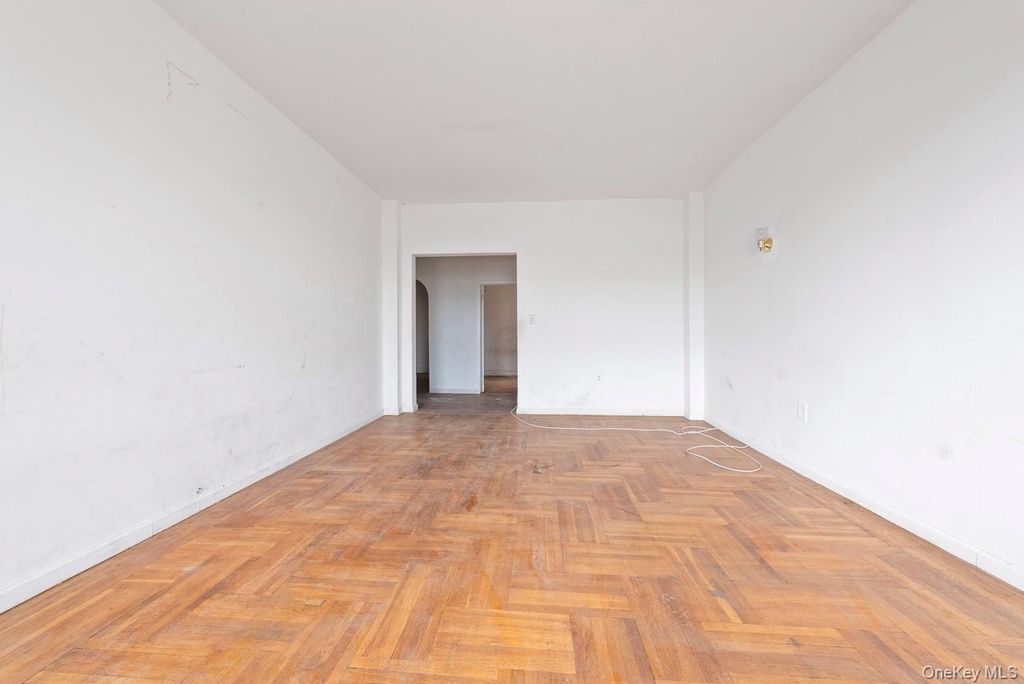 Photo of 1715 Nelson Avenue #4F, Bronx, NY 10453 (MLS # 948774)