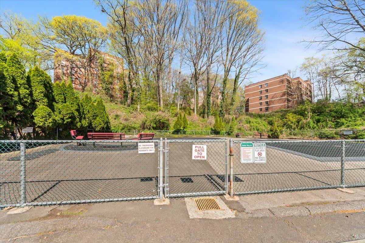 821 Bronx River Road #6F, Bronxville, New York image 25
