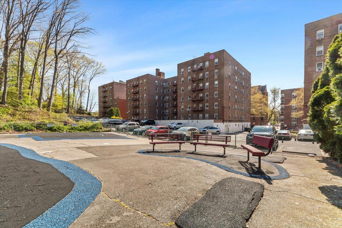 821 Bronx River Road #6F, Bronxville, New York image 23