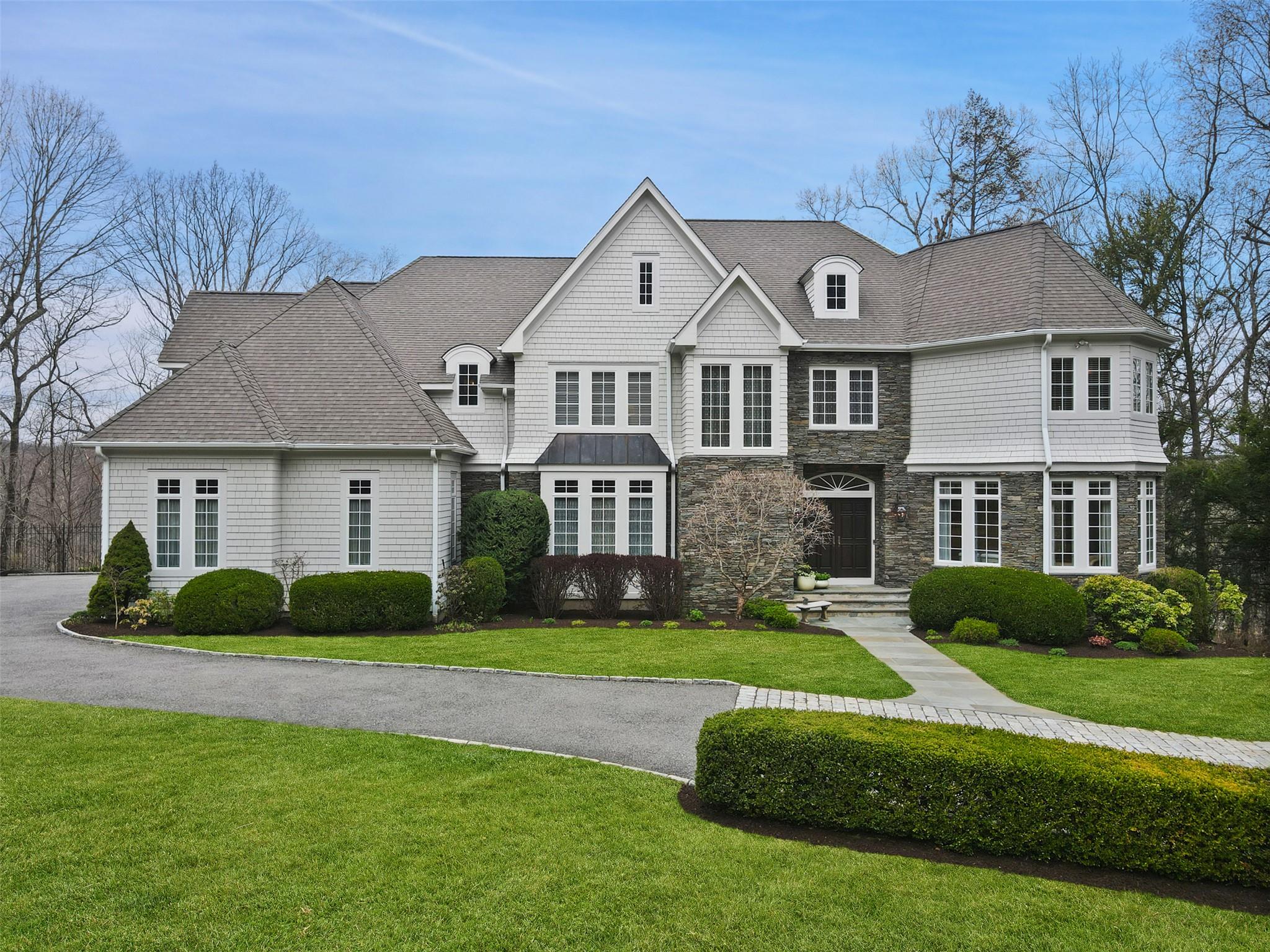 1616 Hunterbrook Road, Yorktown Heights, New York image 3