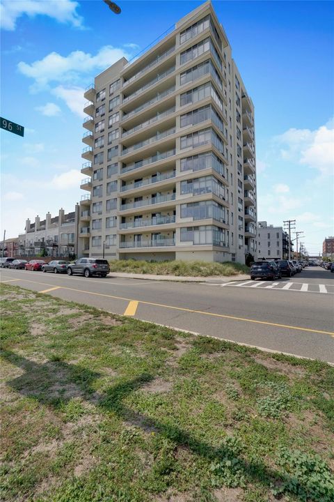 151 Beach 96th Street 5D Rockaway Beach NY 11693