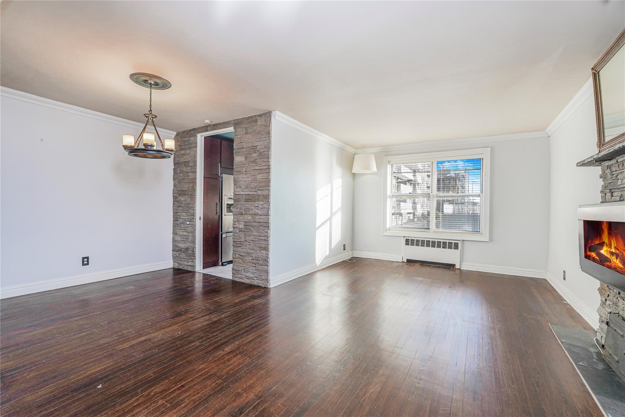 Rockaway Park, New York 11694, United States, 1 Bedroom Bedrooms, ,1 BathroomBathrooms,Residential,Active,6566