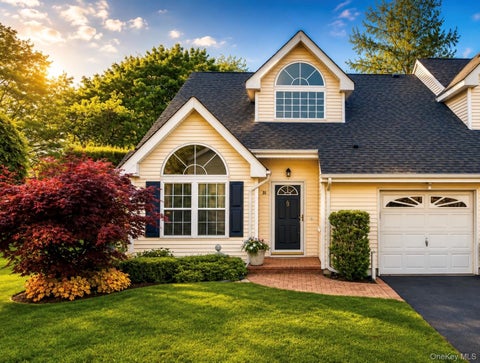 Condo For Sale - 31 Joyces Way<br/> Suffolk County, Bay Shore, NY 11706