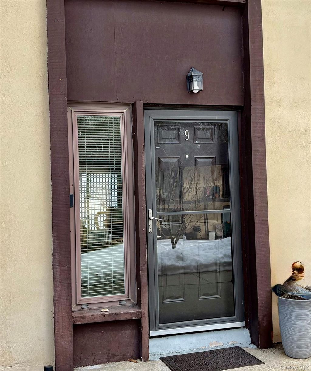 Photo of 9 Willow Ct Ct #9, Selden, NY 11784 (MLS # 967544)