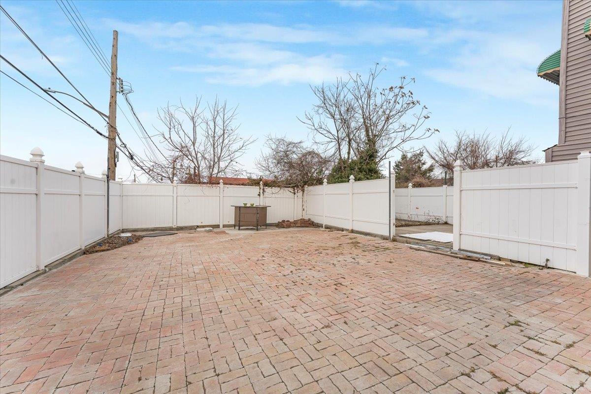 1077 Adee Avenue, Bronx, New York image 22