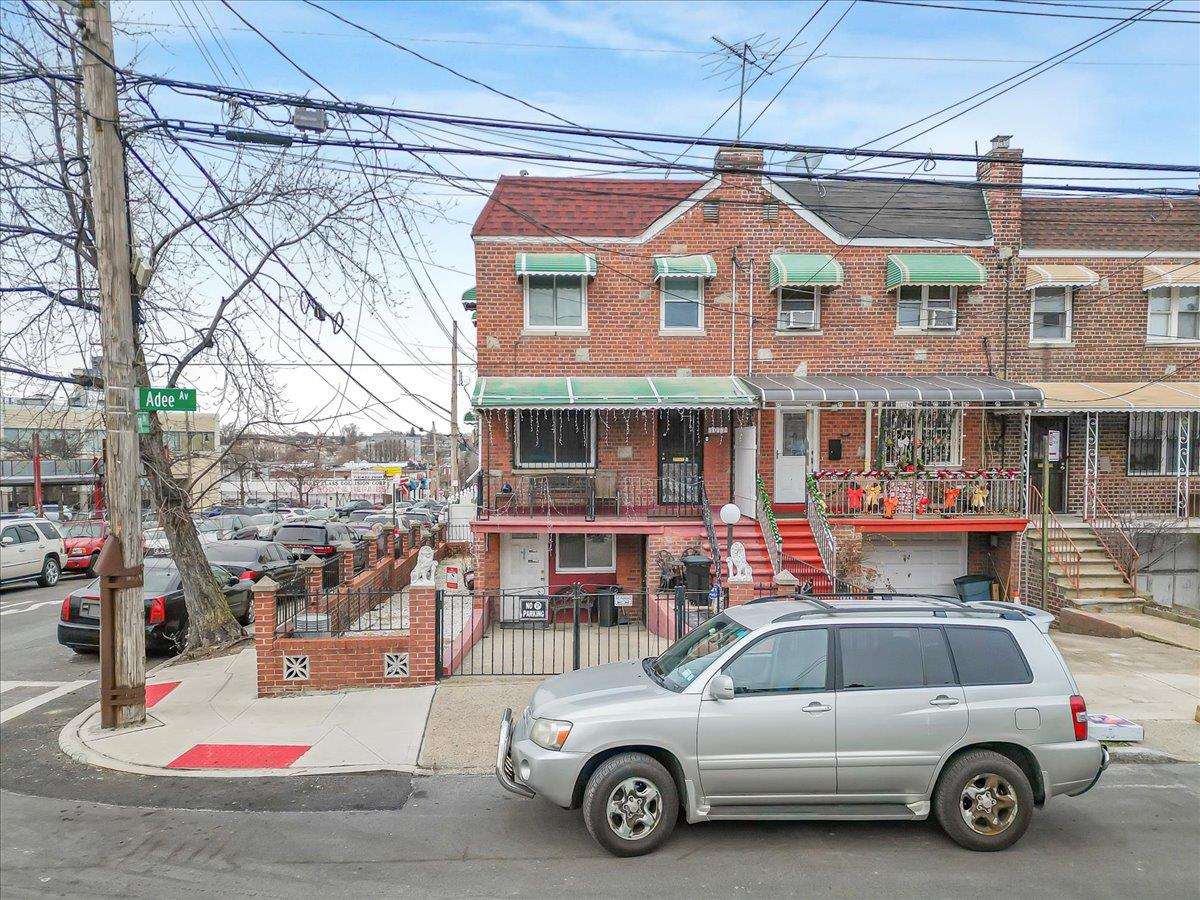 1077 Adee Avenue, Bronx, New York image 30