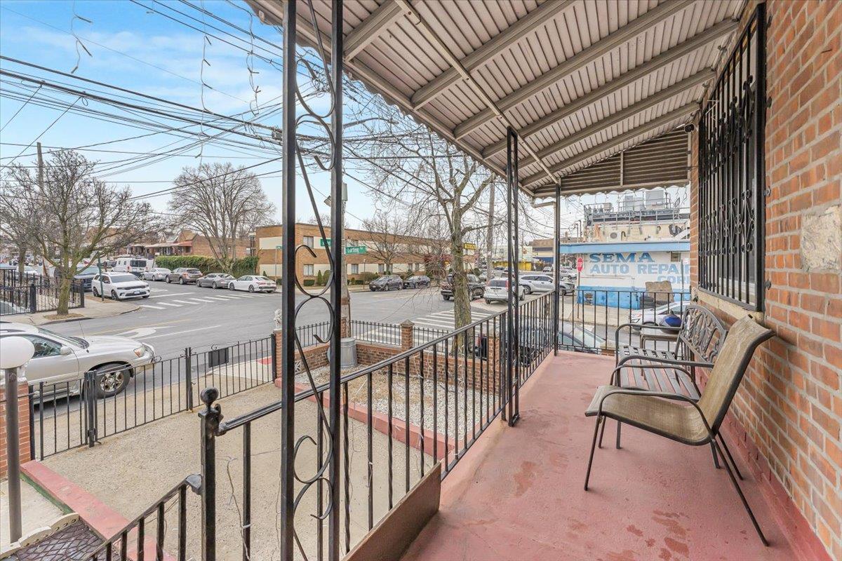 1077 Adee Avenue, Bronx, New York image 25
