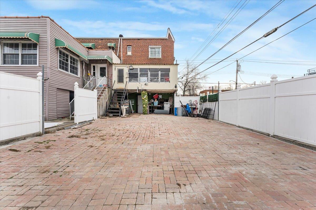 1077 Adee Avenue, Bronx, New York image 23