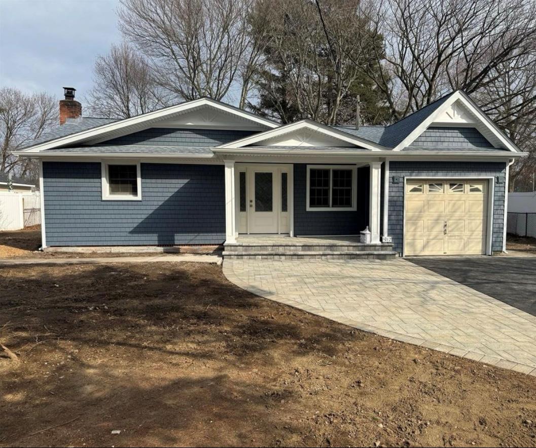 1017 Fire Island Avenue, West Islip, New York image 1