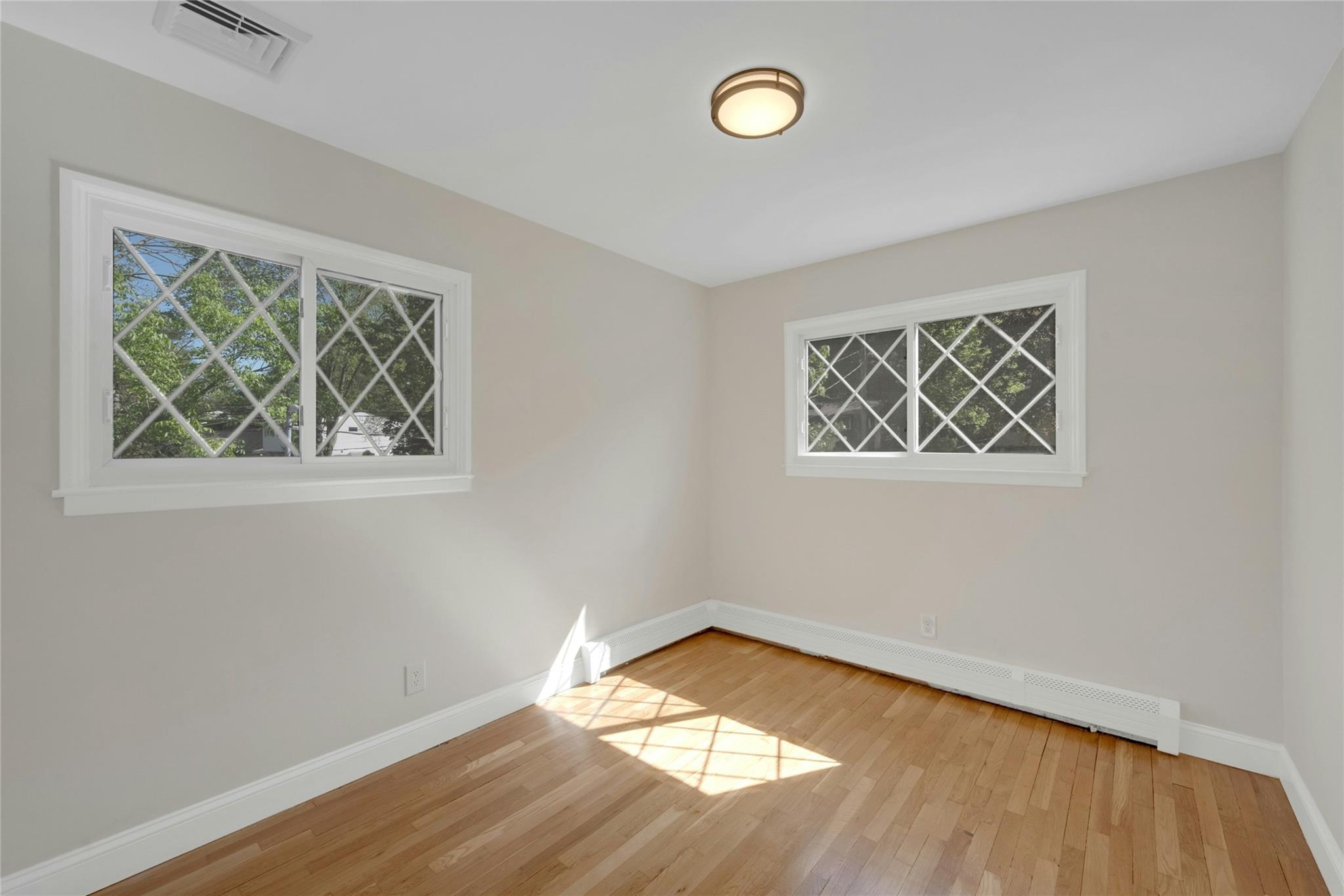 77 Greenwood Lane, White Plains, New York image 27