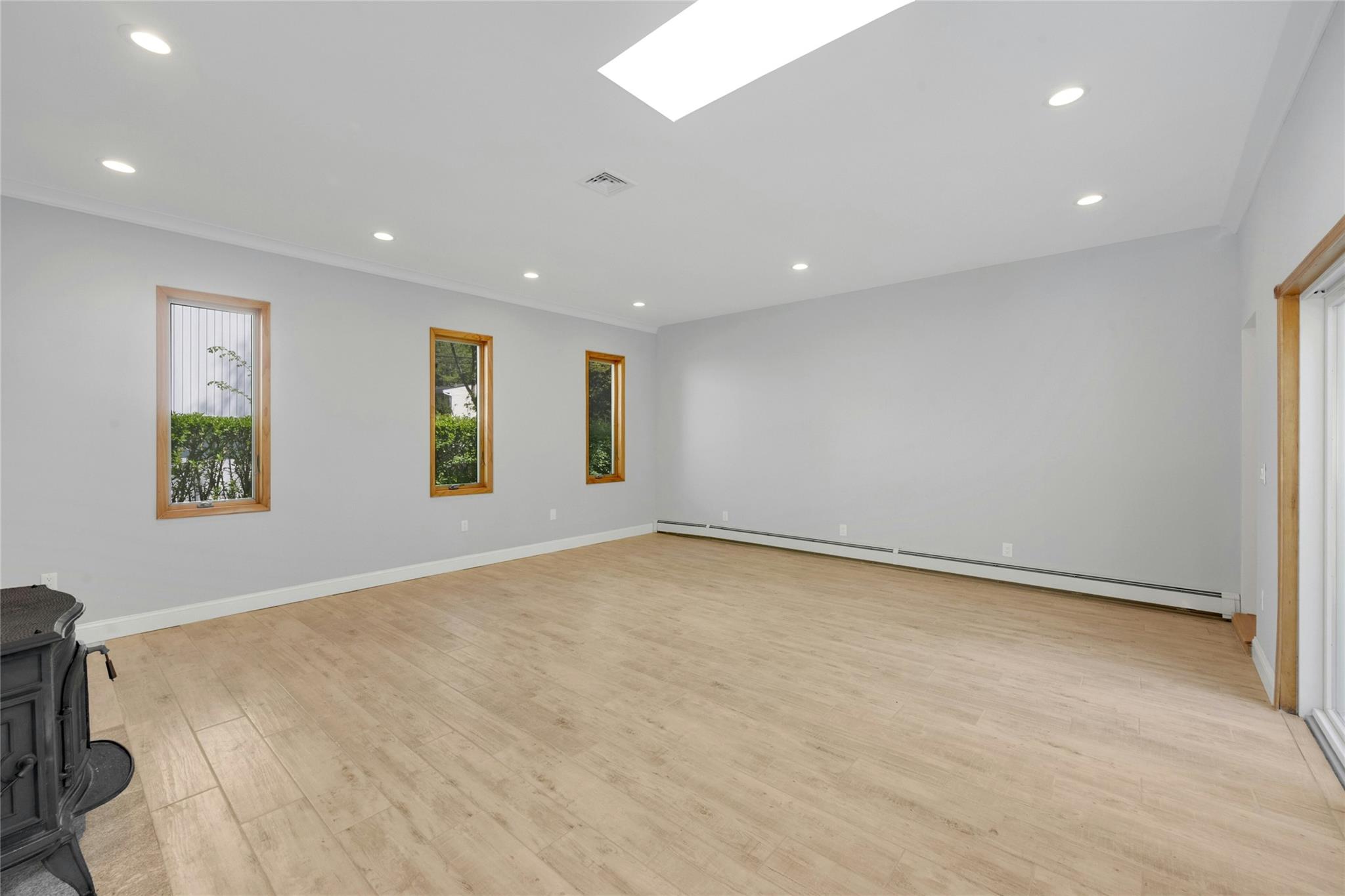 77 Greenwood Lane, White Plains, New York image 17