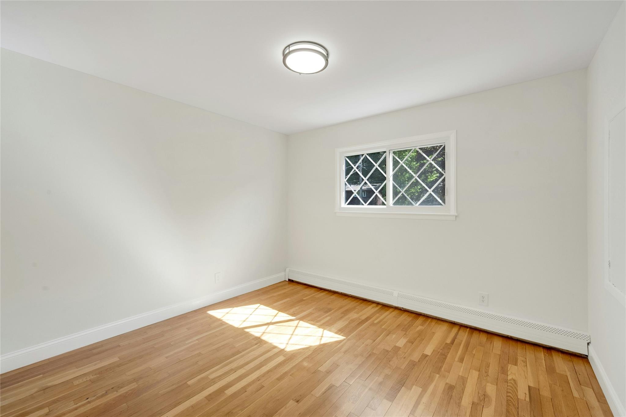 77 Greenwood Lane, White Plains, New York image 26