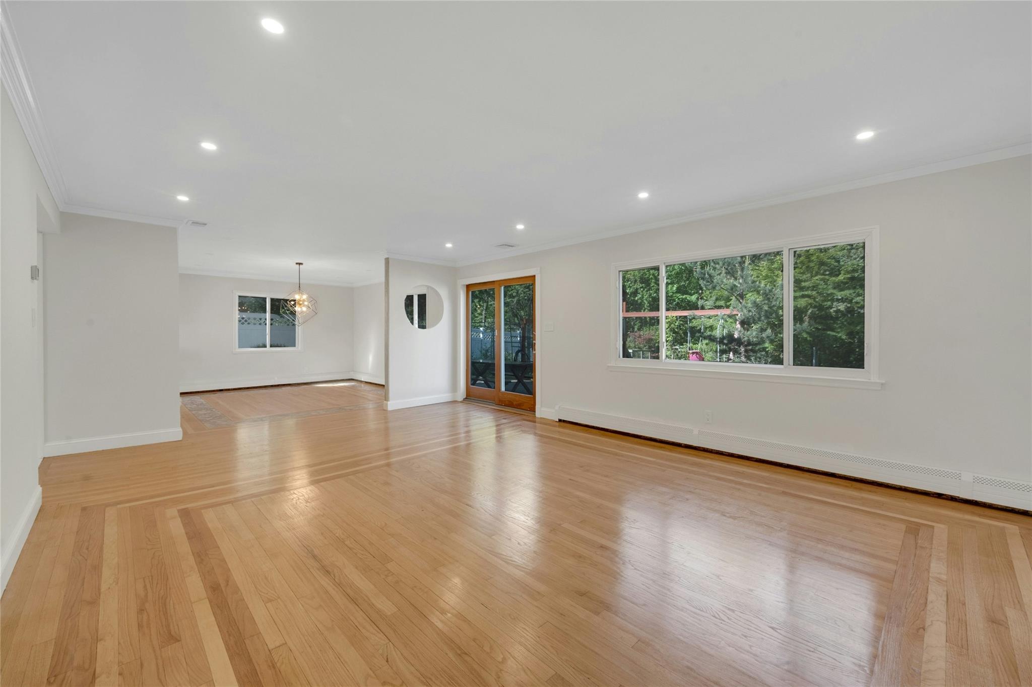 77 Greenwood Lane, White Plains, New York image 6