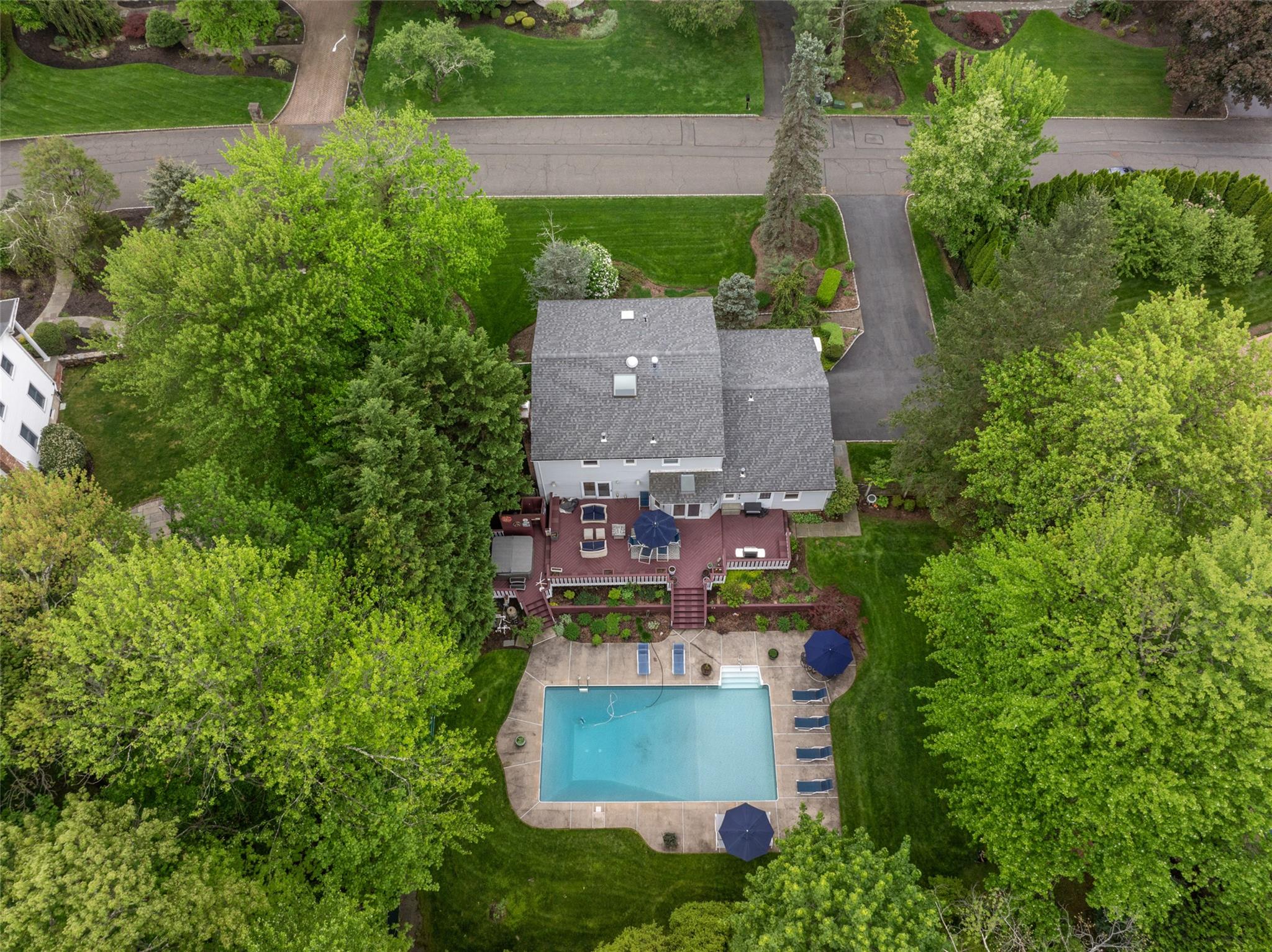 36 Windgate Drive, New City, New York image 2