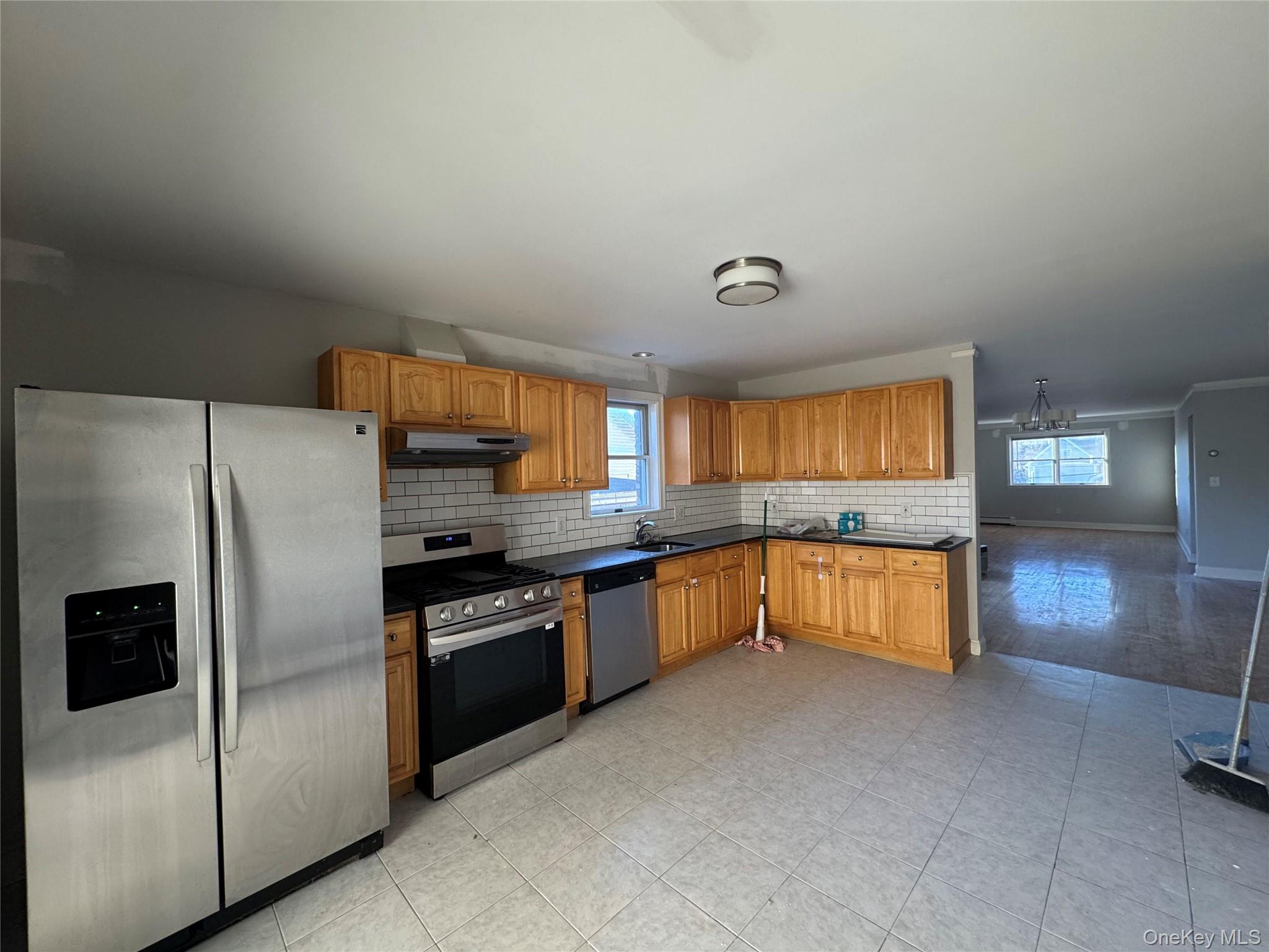 1112 Mile Square Road