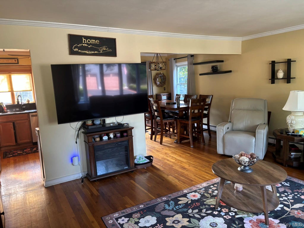 Photo of 8 N Summit Drive, Massapequa, NY 11758 (MLS # 1051448)