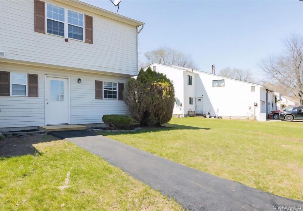 Photo of 41 Albacon Road, Nanuet, NY 10954 (MLS # 941189)