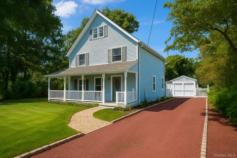 19 Eckert Street Huntington Station NY 11746