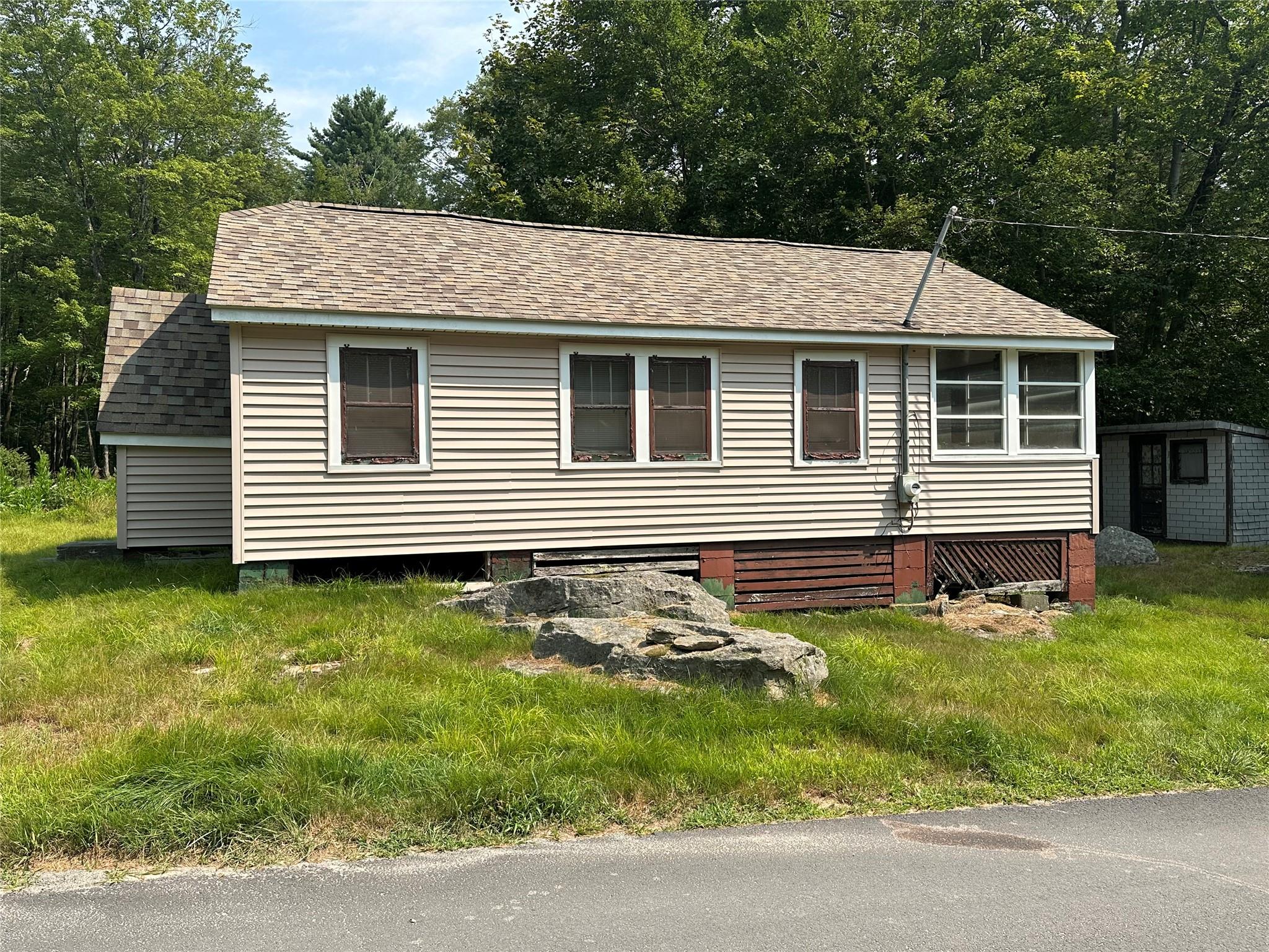 13 E Pierce Avenue