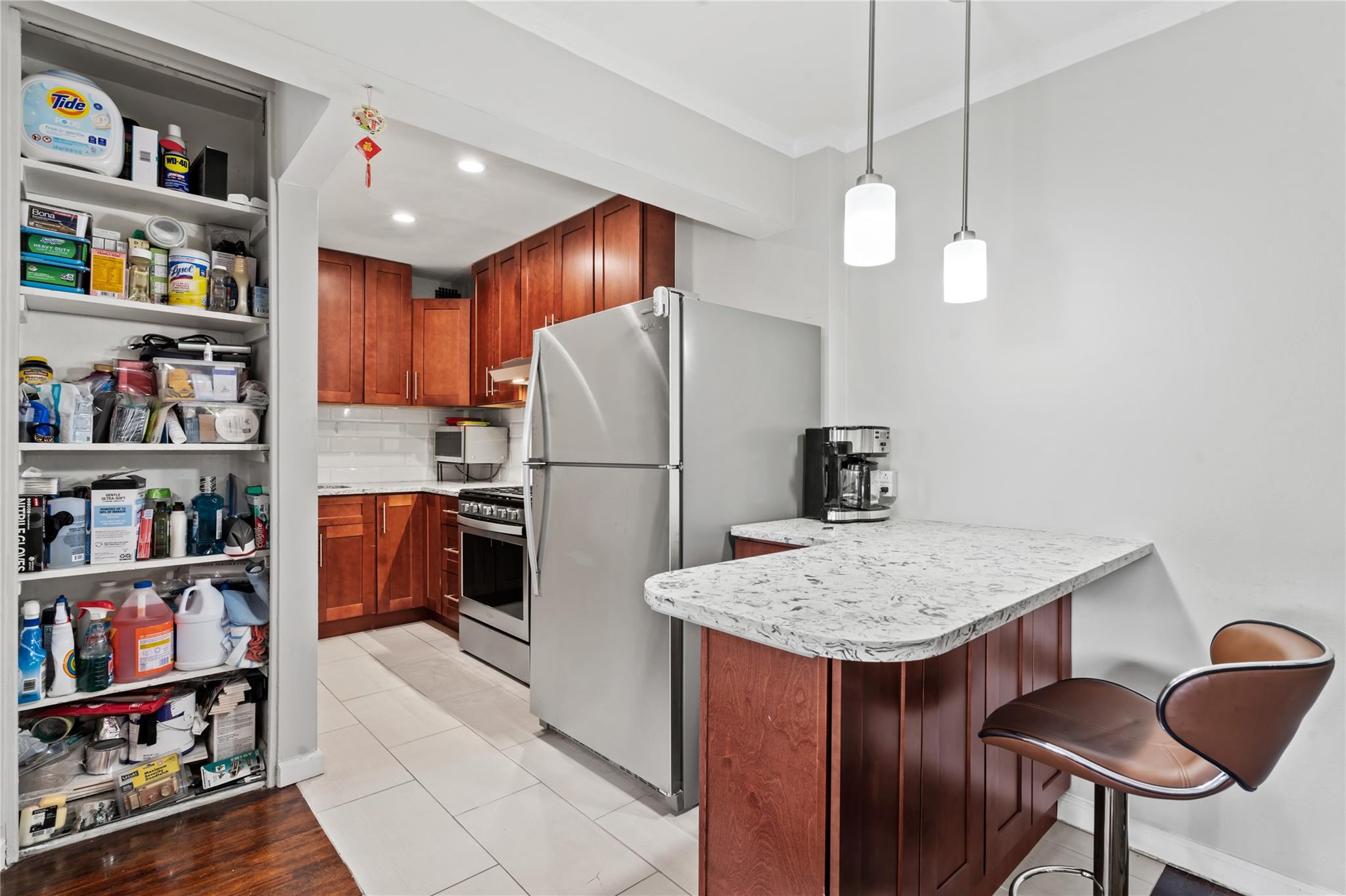 Property for Sale at Selfridge Street 6J, Forest Hills, Queens, NY - Bedrooms: 1 
Bathrooms: 1 
Rooms: 3  - $310,000