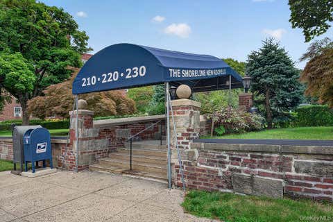 Homes For Sale - 210 Pelham Road #2F<br/> New Rochelle, NY 10805
