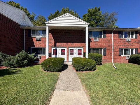 Homes For Sale - 108 Manor Drive #108<br/> Cornwall, NY 12518