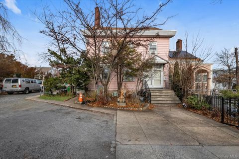 35-78/82 161st Street Flushing NY 11358