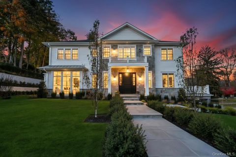 207 Mill Spring Road Manhasset NY 11030