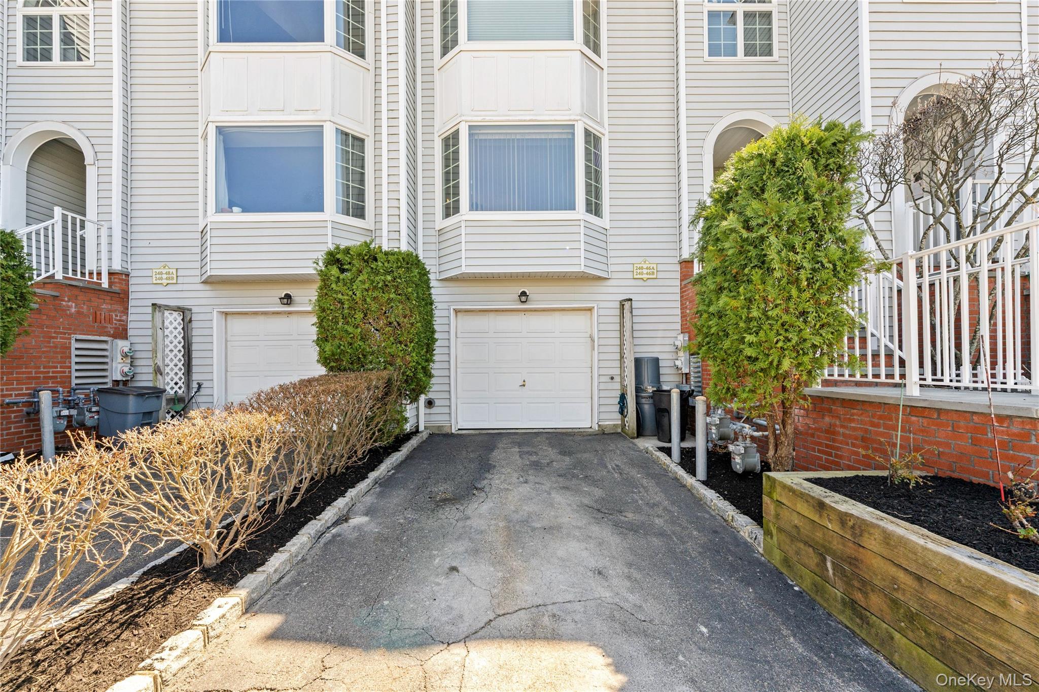 240-46 Oak Park Drive 37a