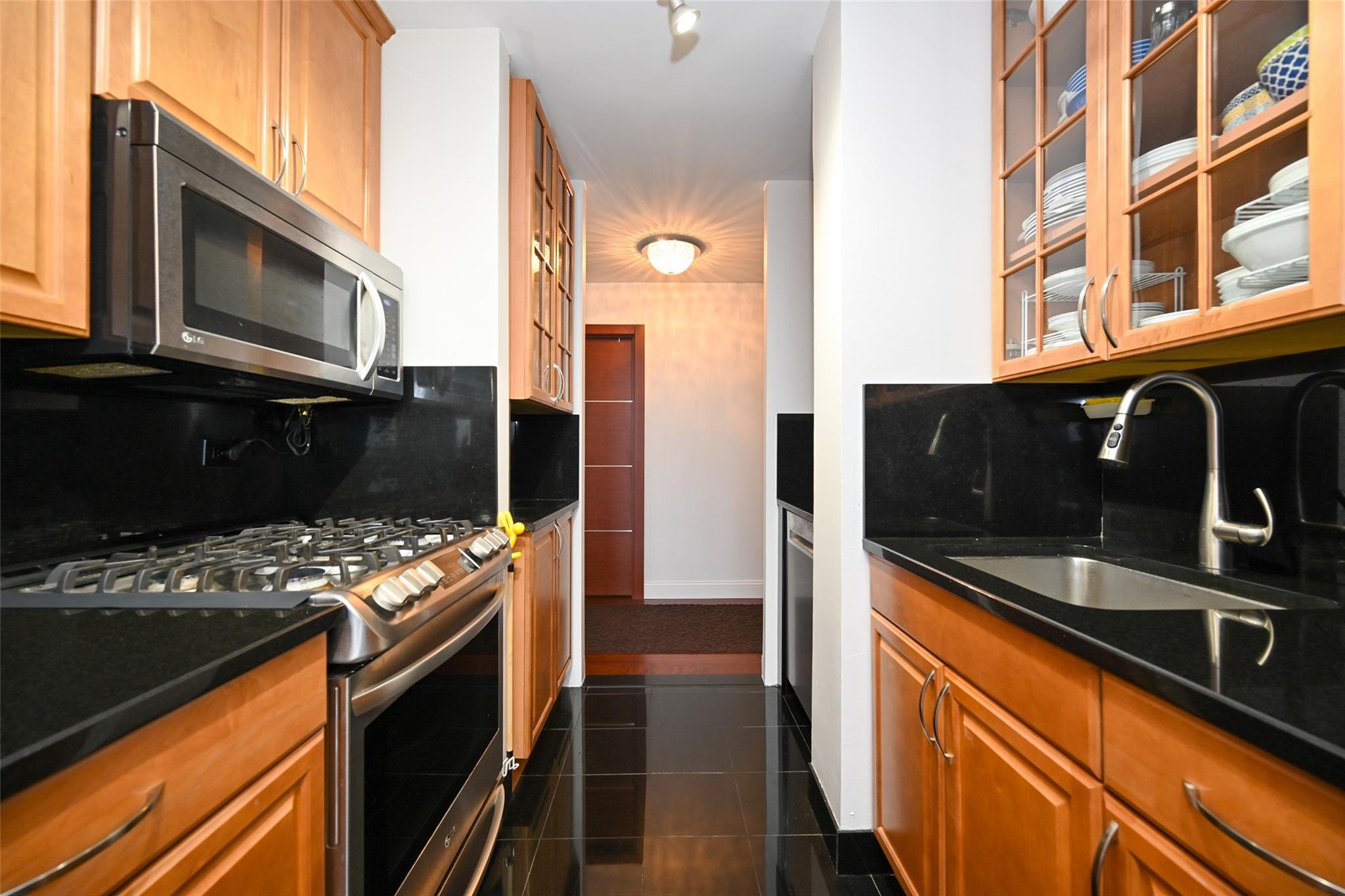 112-01 Queens Boulevard Blvd #19C, Forest Hills, New York image 14