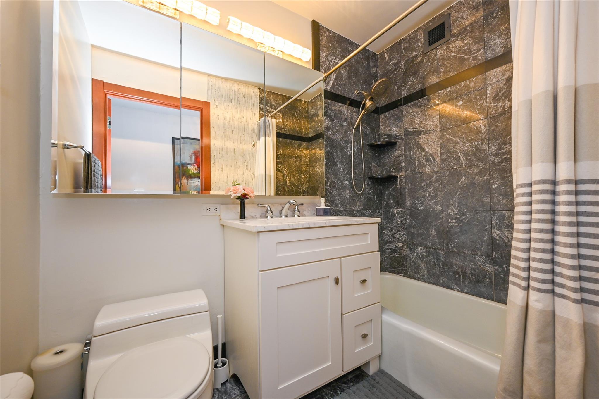 112-01 Queens Boulevard Blvd #19C, Forest Hills, New York image 21