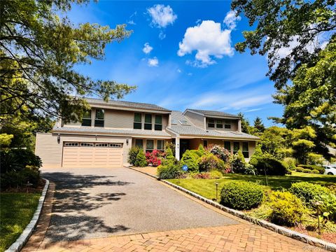 9 Hill And Tree Court Melville NY 11747