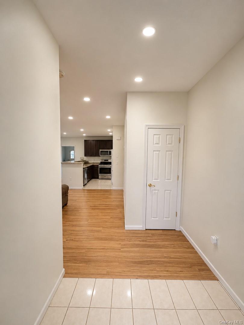 601 Commons Lane